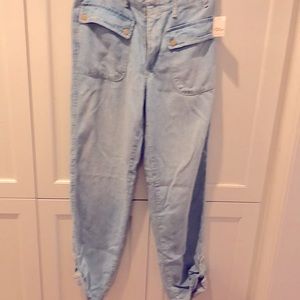 Free People light blue boyfriend jeans